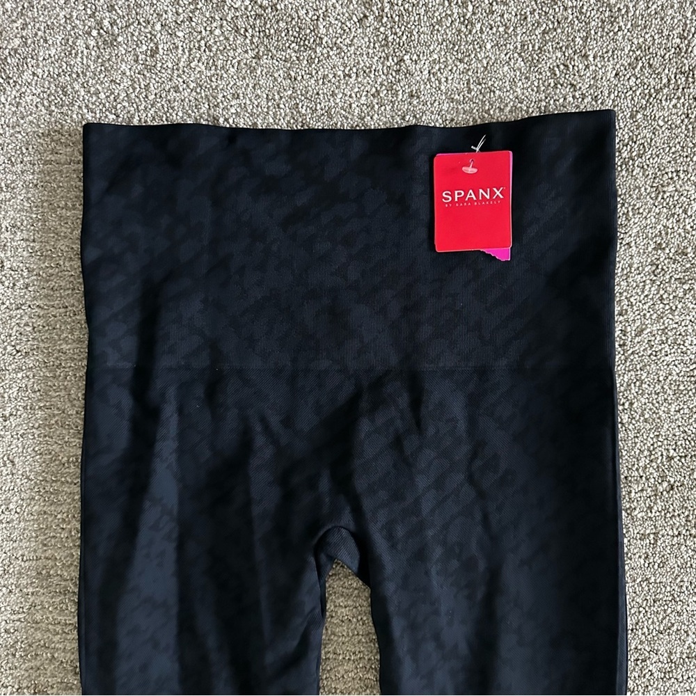 NWT Spanx Seamless Leggings Navy Tread Size XL